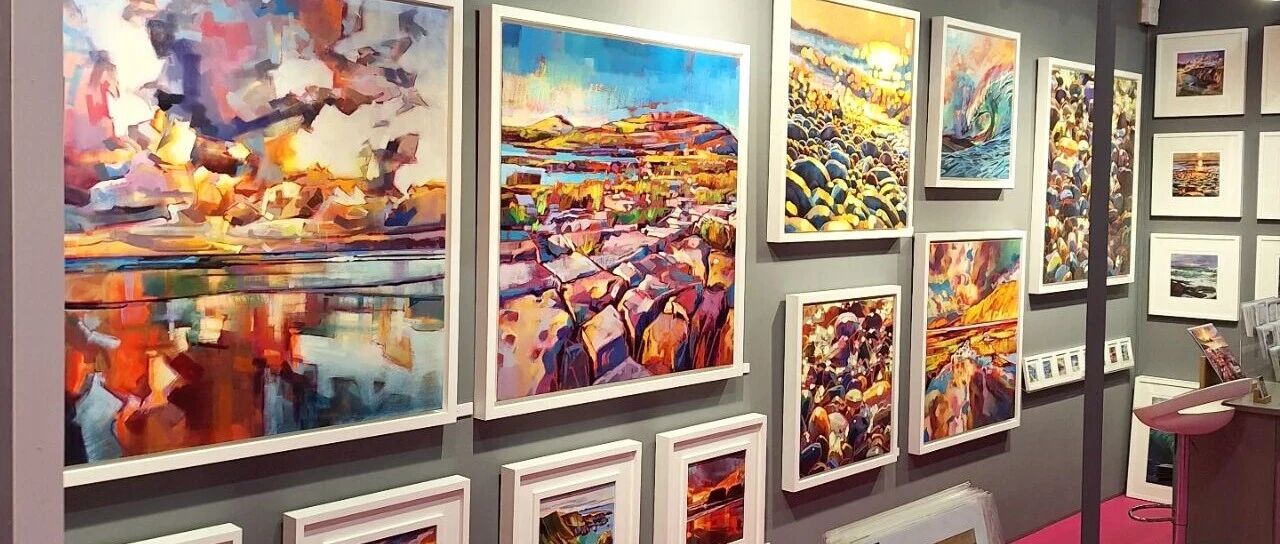 He has been painting for 30 years "without leaving home", secretly painting the sea. The light and texture are too strong! Amazing everyone